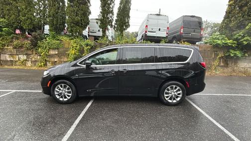 2026 Chrysler Pacifica L