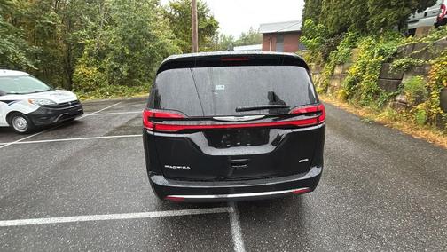 2026 Chrysler Pacifica L