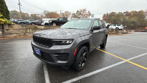 2022 Jeep Grand Cherokee Altitude