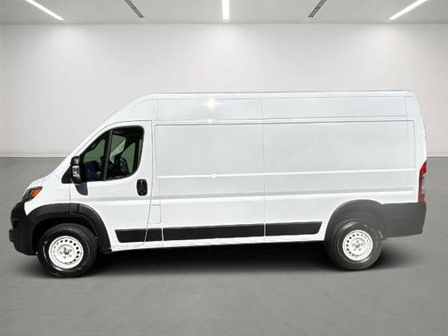 2025 RAM ProMaster 2500 Tradesman