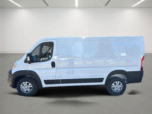 2025 RAM ProMaster 1500 Low Roof
