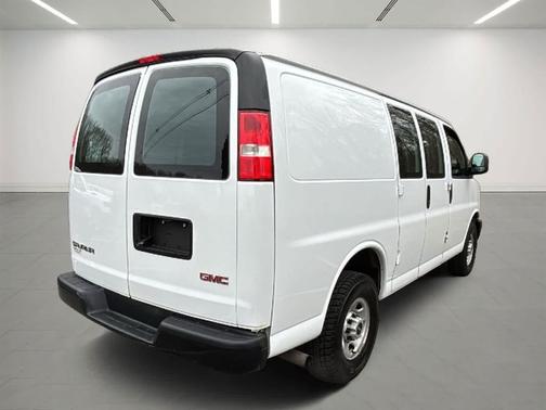 2018 GMC Savana 2500 Work Van