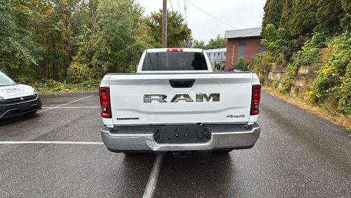 2025 RAM 2500 Big Horn Crew Cab 4x4 6'4' Box
