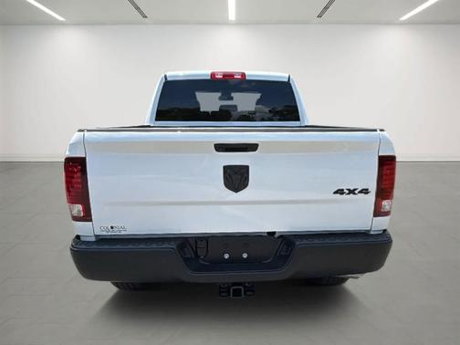 2022 RAM 1500 Classic Warlock Quad Cab 4x4 6'4' Box