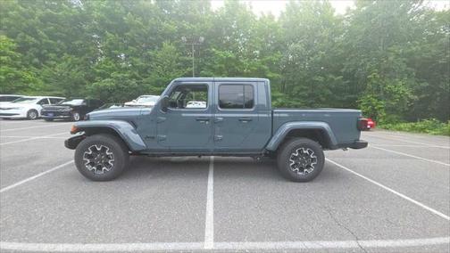 2025 Jeep Gladiator Sport S