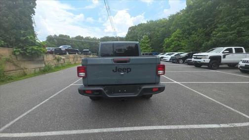 2025 Jeep Gladiator Sport S