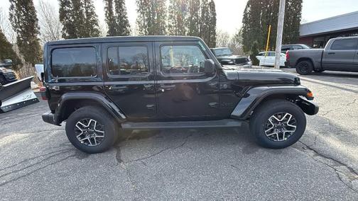 2026 Jeep Wrangler 4-Door Sahara 4x4