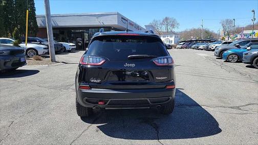 2022 Jeep Cherokee Trailhawk