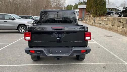 2025 Jeep Gladiator Sport S