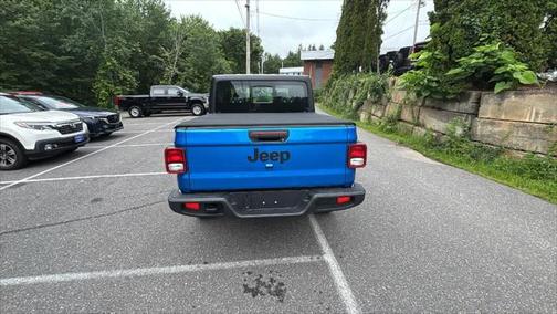 2025 Jeep Gladiator Sport
