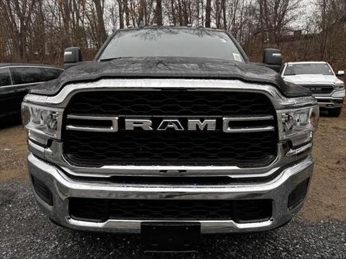 2024 RAM 2500 Tradesman Crew Cab 4x4 6'4' Box