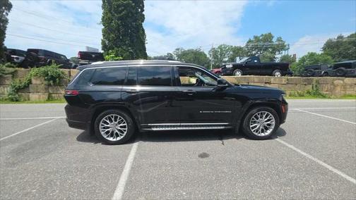 2022 Jeep Grand Cherokee L Summit