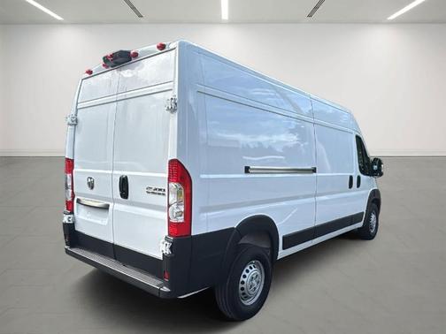 2025 RAM ProMaster 2500 Tradesman