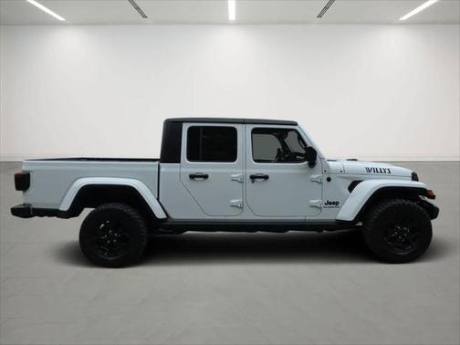2021 Jeep Gladiator Willys 4x4
