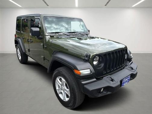 2022 Jeep Wrangler Unlimited Sport