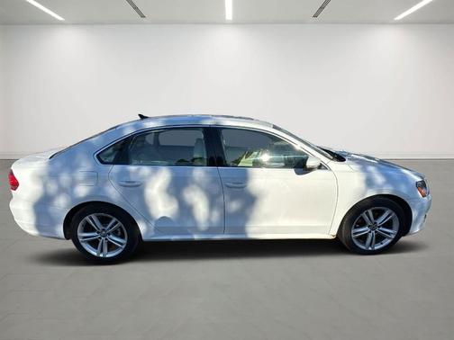 2014 Volkswagen Passat 2.5L SE