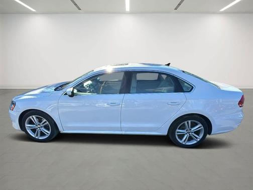 2014 Volkswagen Passat 2.5L SE