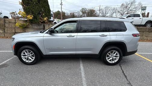 2021 Jeep Grand Cherokee L Laredo