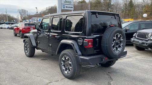 2025 Jeep Wrangler 4-Door Sahara 4x4