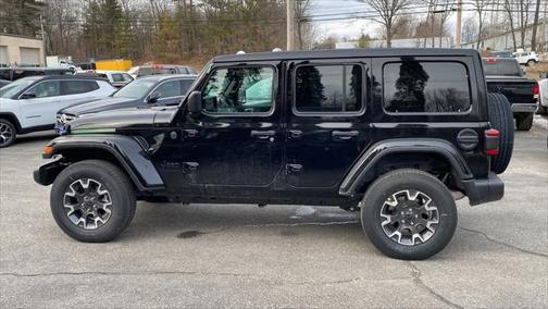 2025 Jeep Wrangler 4-Door Sahara 4x4