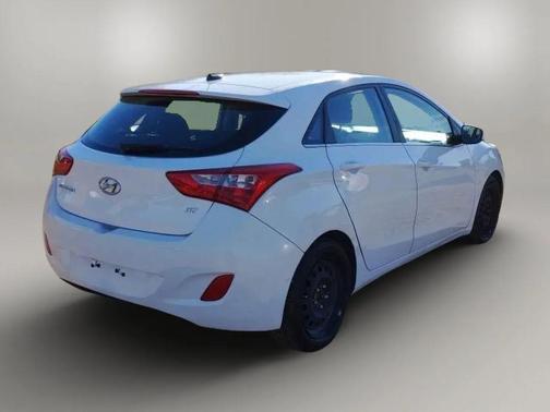 2016 Hyundai Elantra GT Base