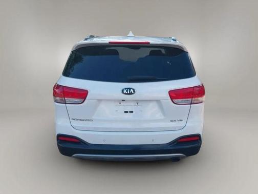 2017 Kia Sorento EX