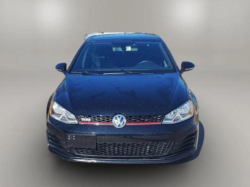 2015 Volkswagen Golf GTI 2.0T SE 4-Door