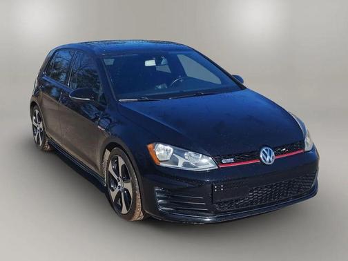 2015 Volkswagen Golf GTI 2.0T SE 4-Door