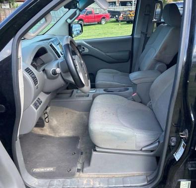 2014 Nissan Frontier SV