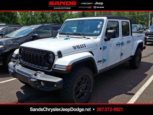 Bright White Clearcoat 2024 Jeep Gladiator Sport