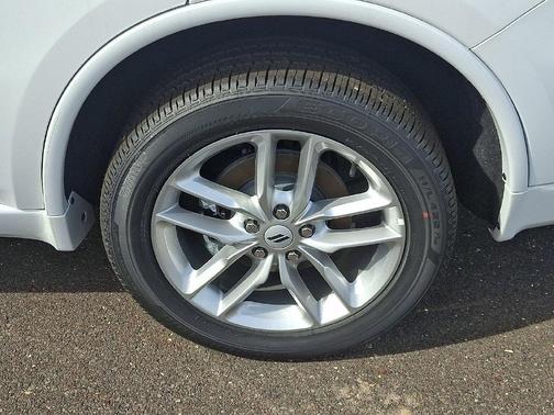 White Knuckle Clearcoat 2026 Dodge Durango GT