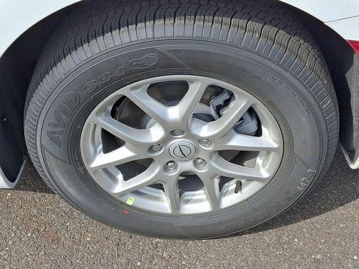 Bright White Clearcoat 2026 Chrysler Voyager LX