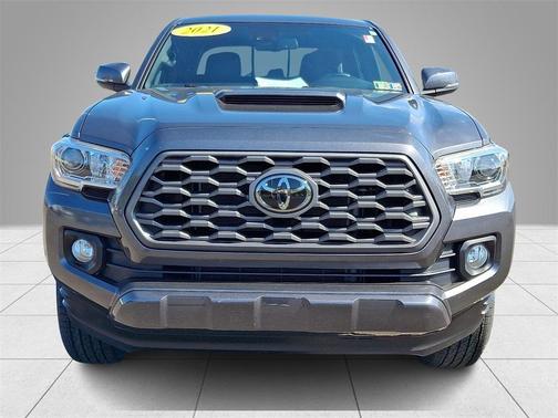 2021 Toyota Tacoma 