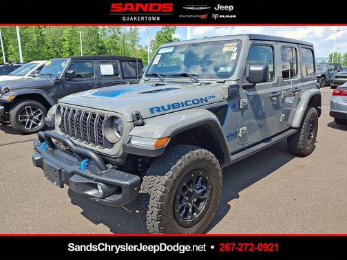 Sting Gray Clearcoat 2023 Jeep Wrangler 4xe Rubicon