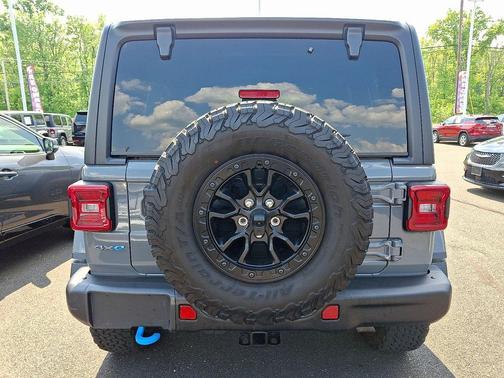 Sting Gray Clearcoat 2023 Jeep Wrangler 4xe Rubicon