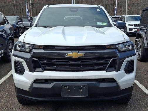 Summit White 2024 Chevrolet Colorado LT