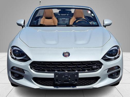Ceramica Gray Metallic 2019 FIAT 124 Spider Lusso