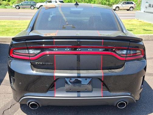 Pitch Black Clearcoat 2017 Dodge Charger R/T 392
