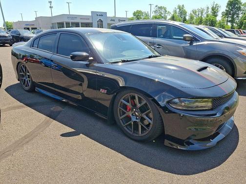 Pitch Black Clearcoat 2017 Dodge Charger R/T 392