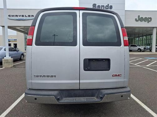 2017 GMC Savana 2500 Work Van