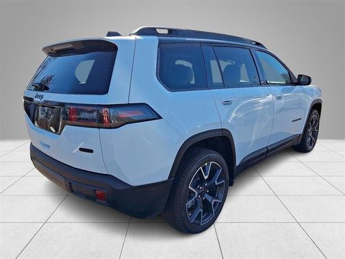 2026 Jeep Cherokee Overland