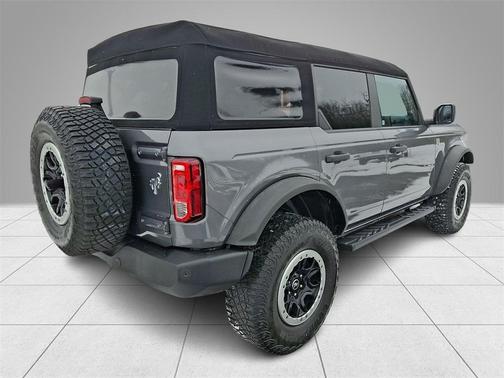 2023 Ford Bronco 