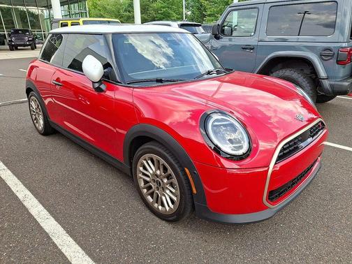 Chili Pepper Red 2026 MINI Hardtop BASE