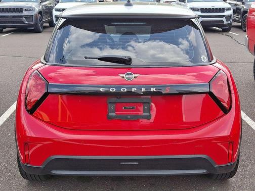 Chili Pepper Red 2026 MINI Hardtop BASE