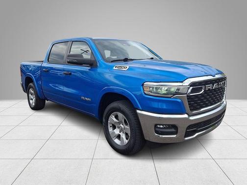 Hydro Blue Pearlcoat 2025 RAM 1500 Big Horn/Lone Star