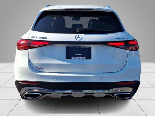 2025 Mercedes-Benz GLC 300 Base 4MATIC