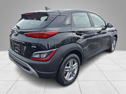 2023 Hyundai KONA SE