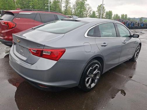 Sterling Gray Metallic 2023 Chevrolet Malibu LT