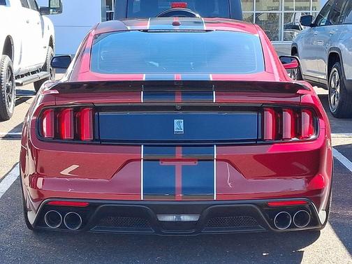 2017 Ford Shelby GT350 Base