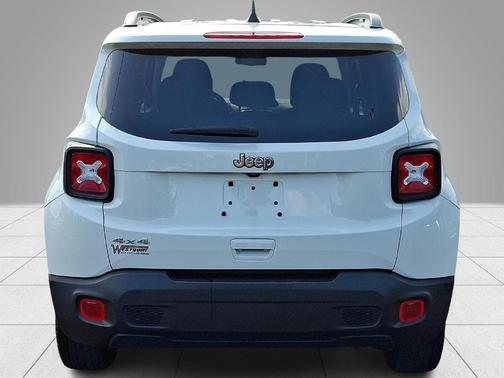 Alpine White Clearcoat 2023 Jeep Renegade Latitude